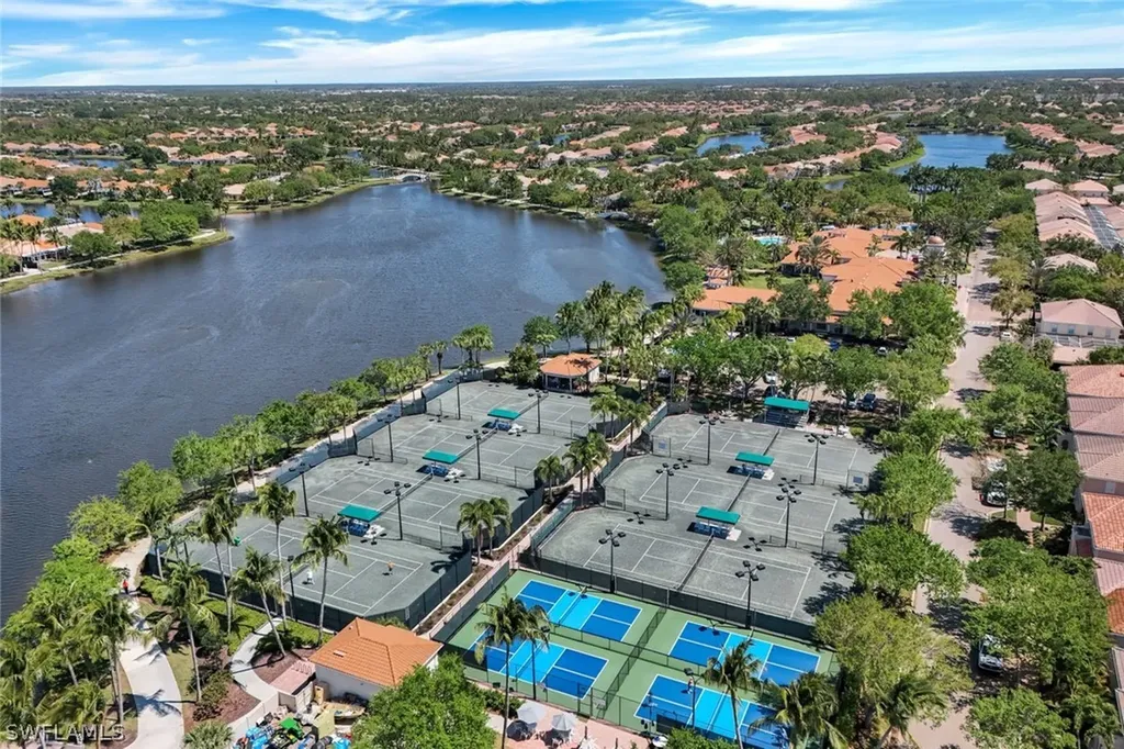 3025 Futuna Lane Naples FL 34119