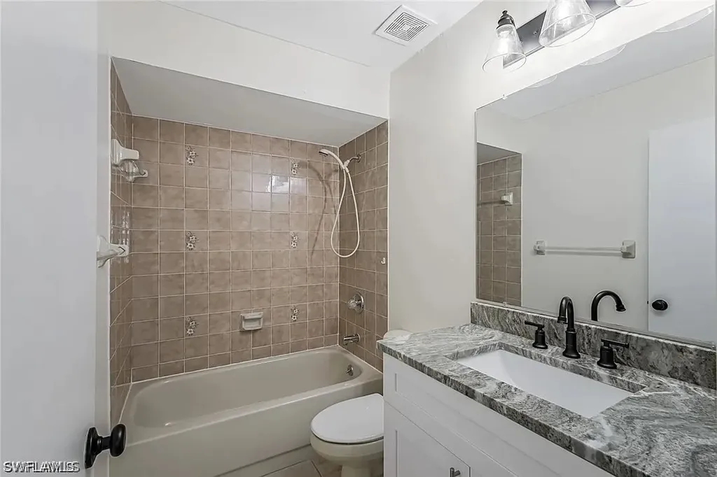 3739 SW 9th Avenue Cape Coral FL 33914