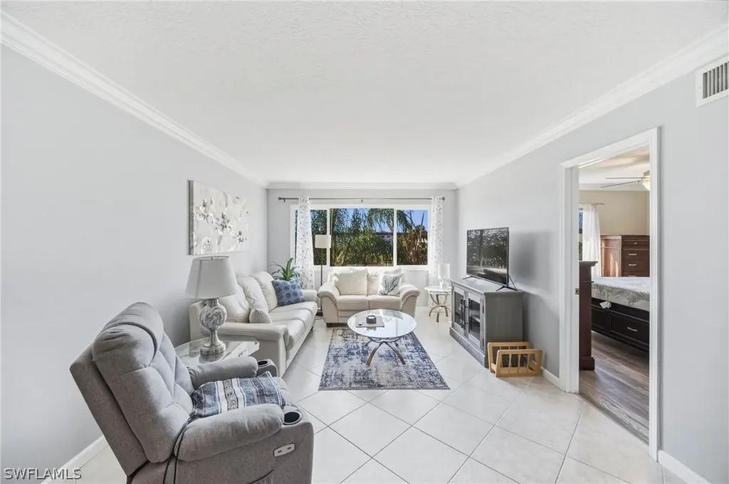 1010 Manatee Road Naples FL 34114