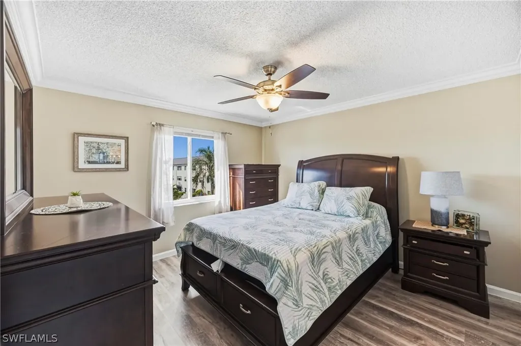 1010 Manatee Road Naples FL 34114
