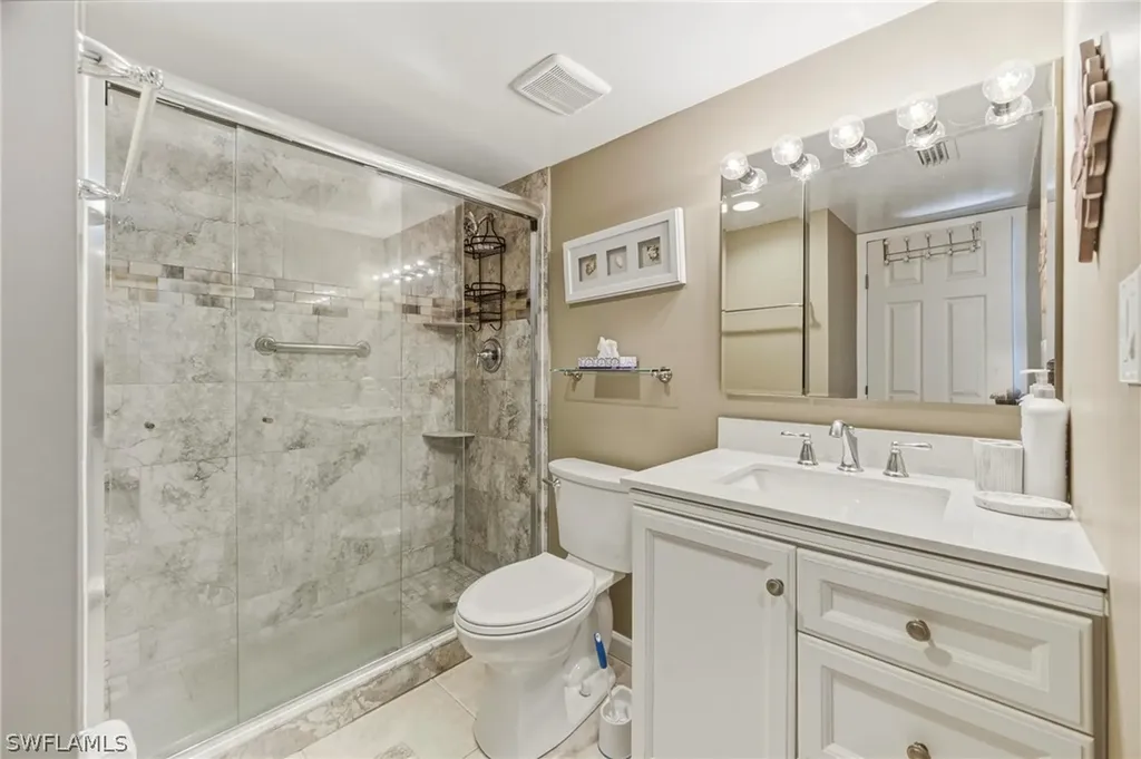 1010 Manatee Road Naples FL 34114
