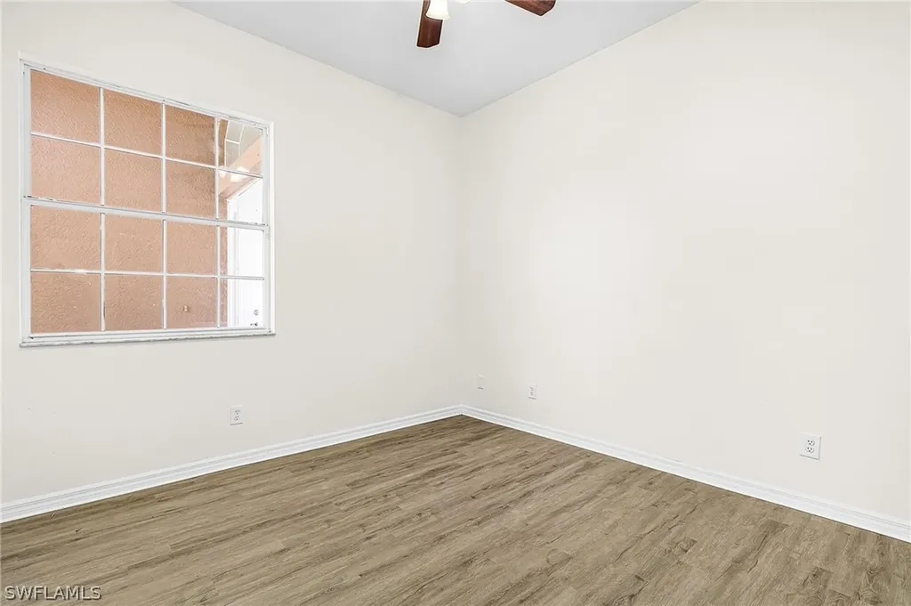 1440 16th Avenue NE Naples FL 34120