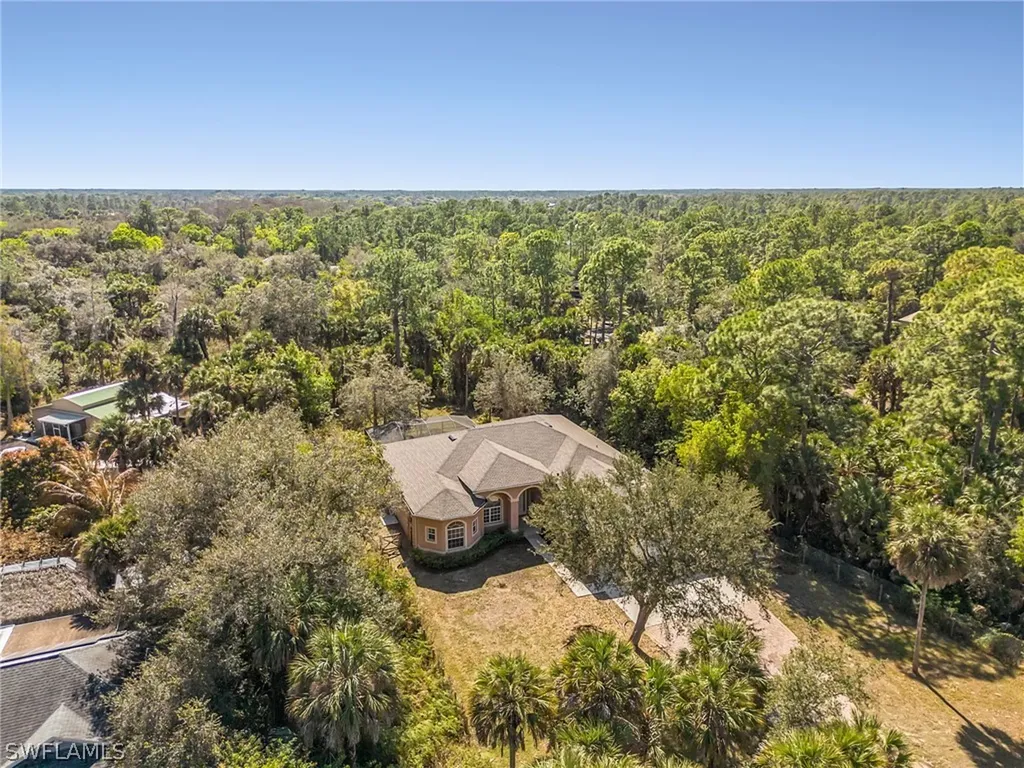 1440 16th Avenue NE Naples FL 34120