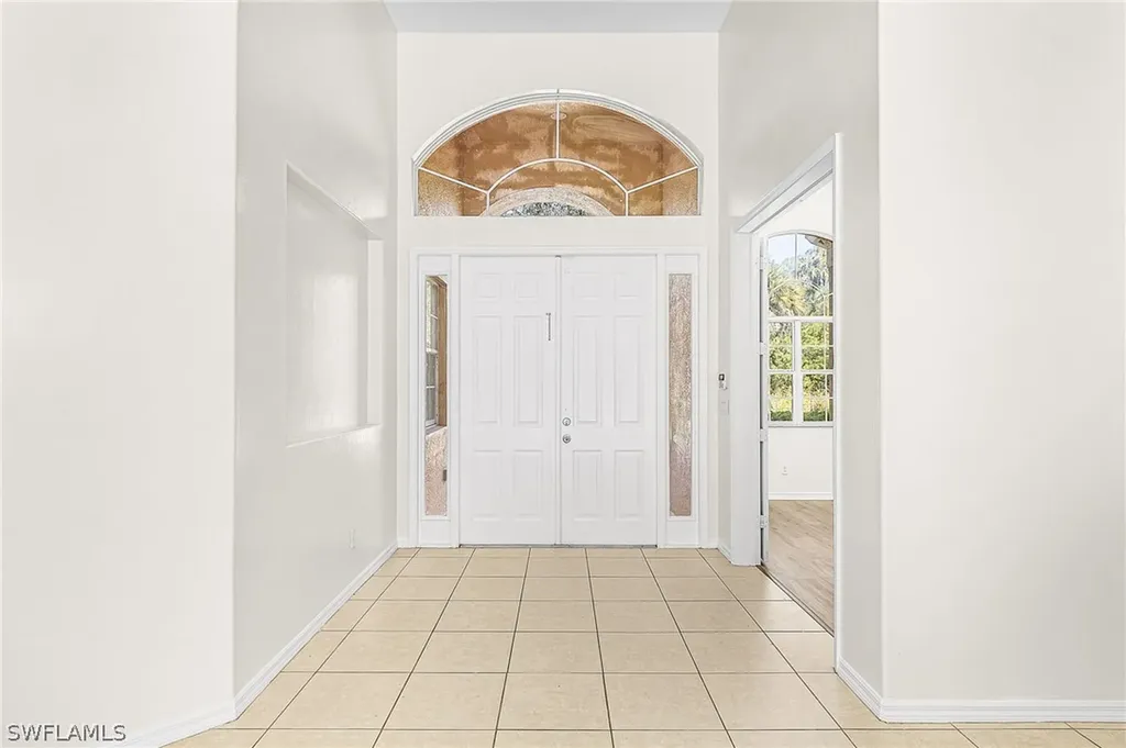 1440 16th Avenue NE Naples FL 34120