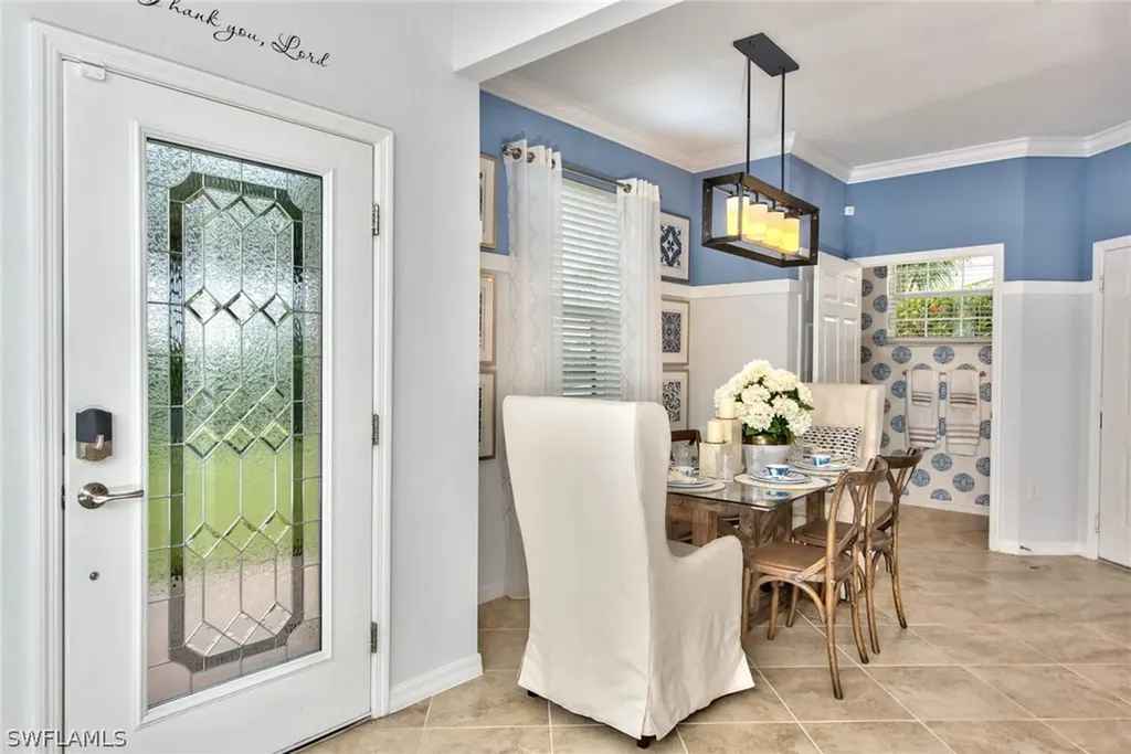 2612 Blossom Way Naples FL 34120