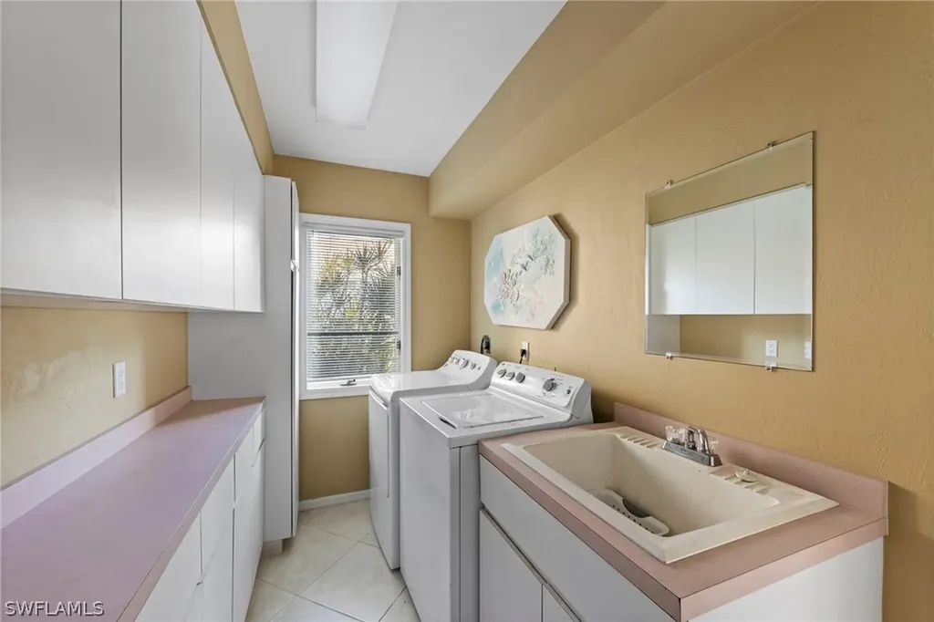 9929 Ortega Lane Bonita Springs FL 34135