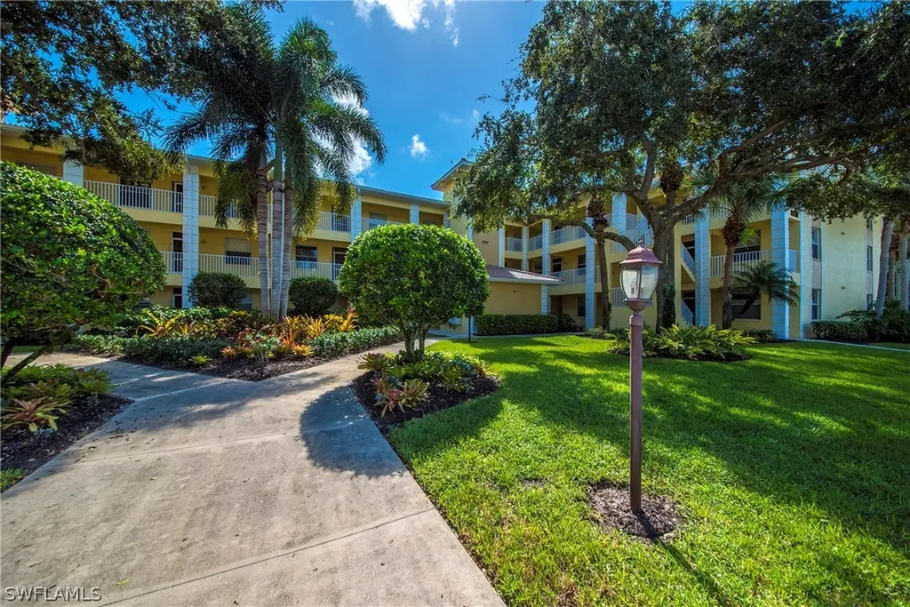 Bonita Springs FL, 9250 Highland Woods Boulevard, Unit 2108