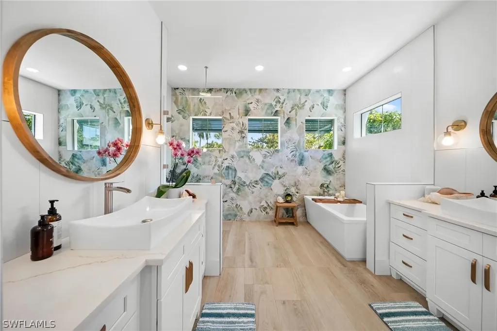 27000 Flamingo Drive Bonita Springs FL 34135