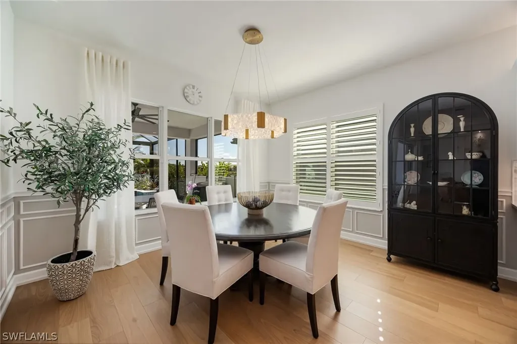 12128 Eucalyptus Way Naples FL 34120