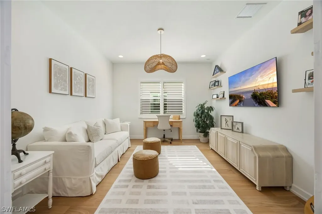 12128 Eucalyptus Way Naples FL 34120