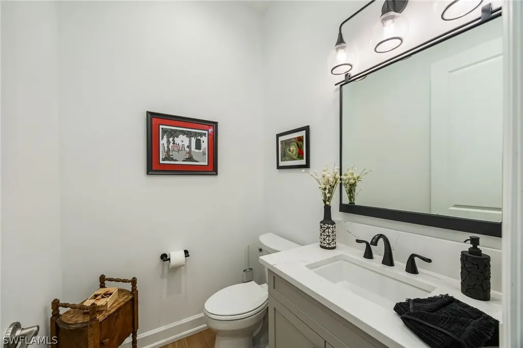 12128 Eucalyptus Way Naples FL 34120