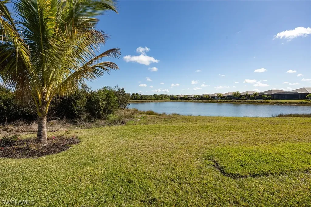 12128 Eucalyptus Way Naples FL 34120