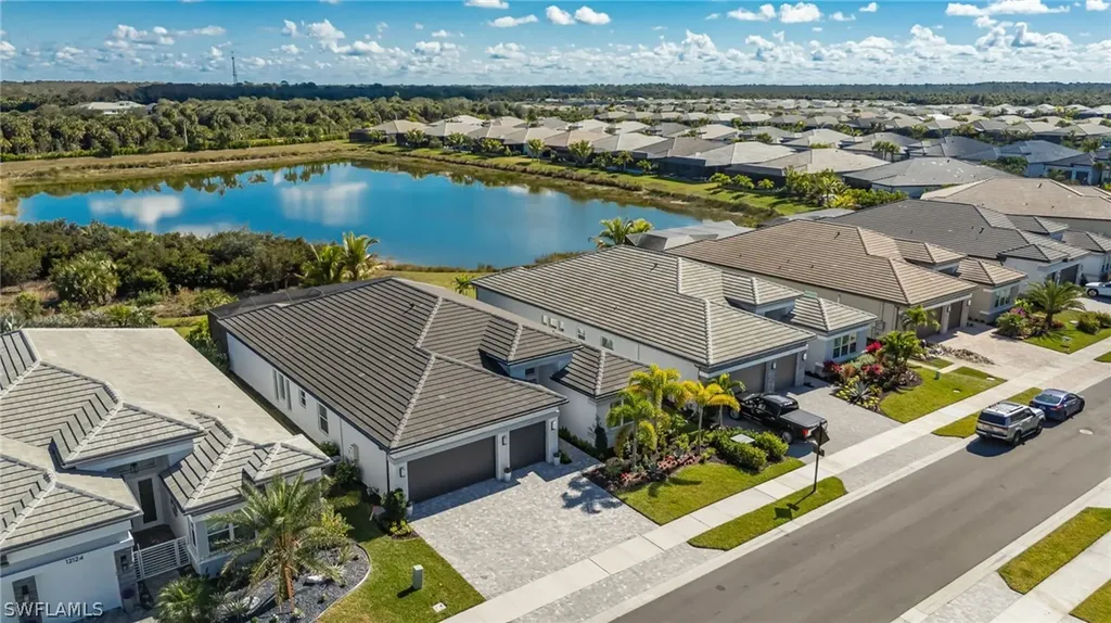 12128 Eucalyptus Way Naples FL 34120
