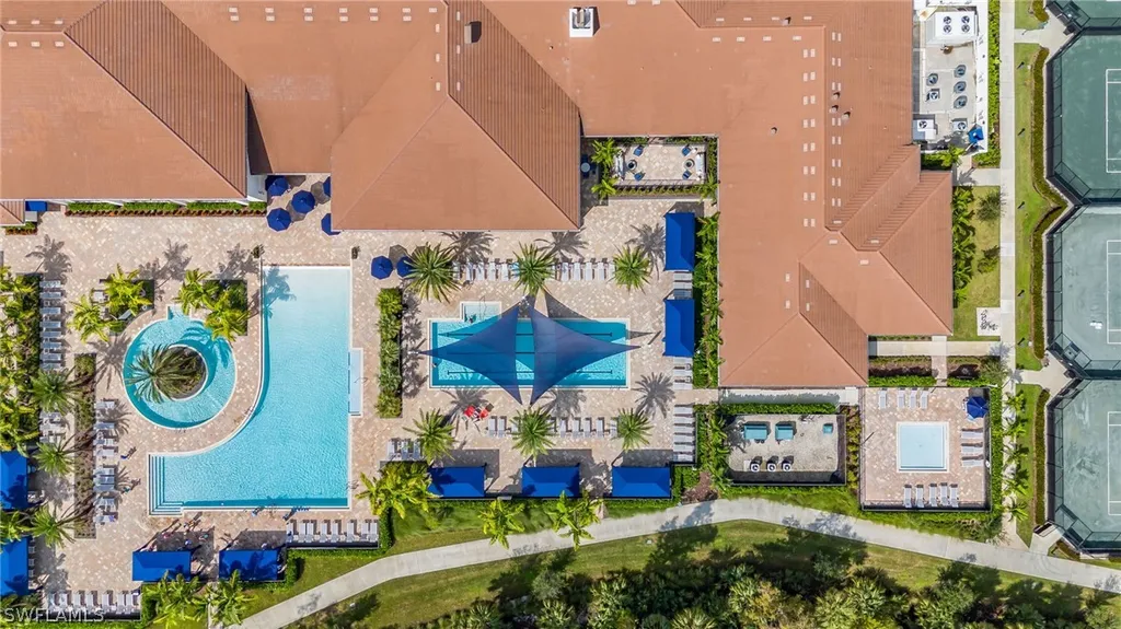 12128 Eucalyptus Way Naples FL 34120