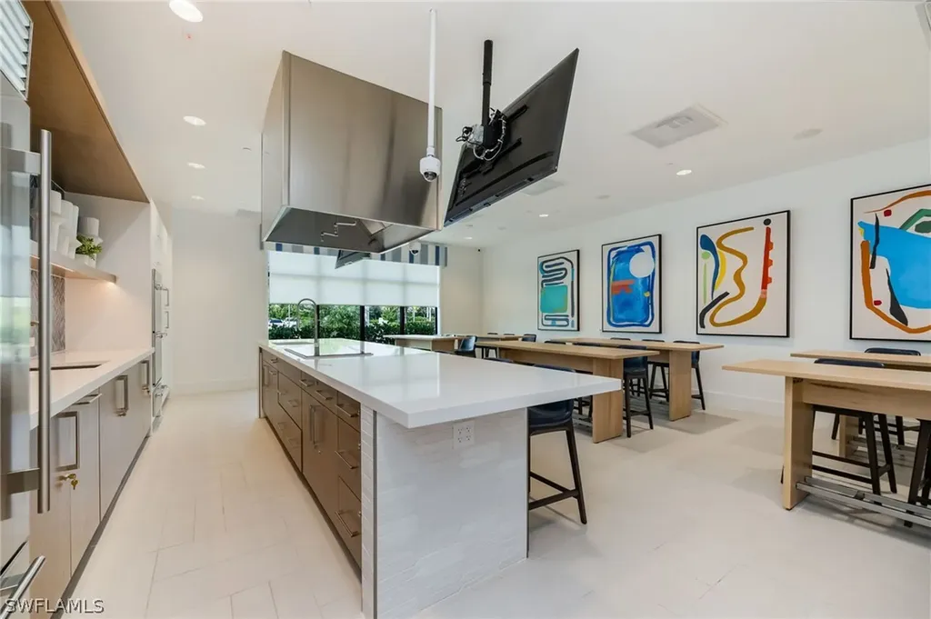 12128 Eucalyptus Way Naples FL 34120