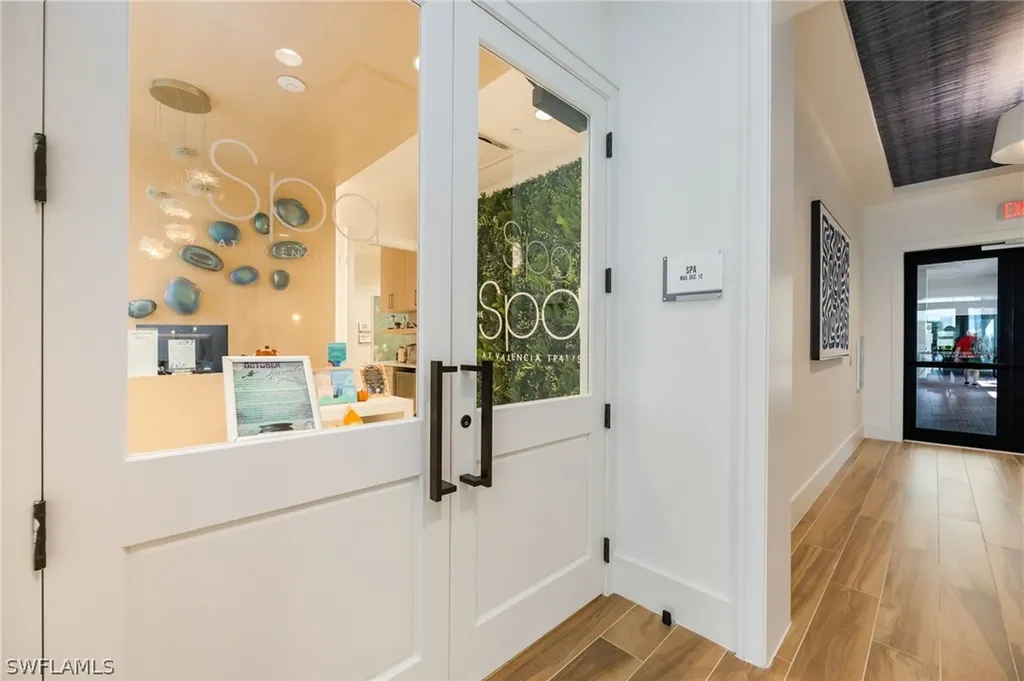 12128 Eucalyptus Way Naples FL 34120
