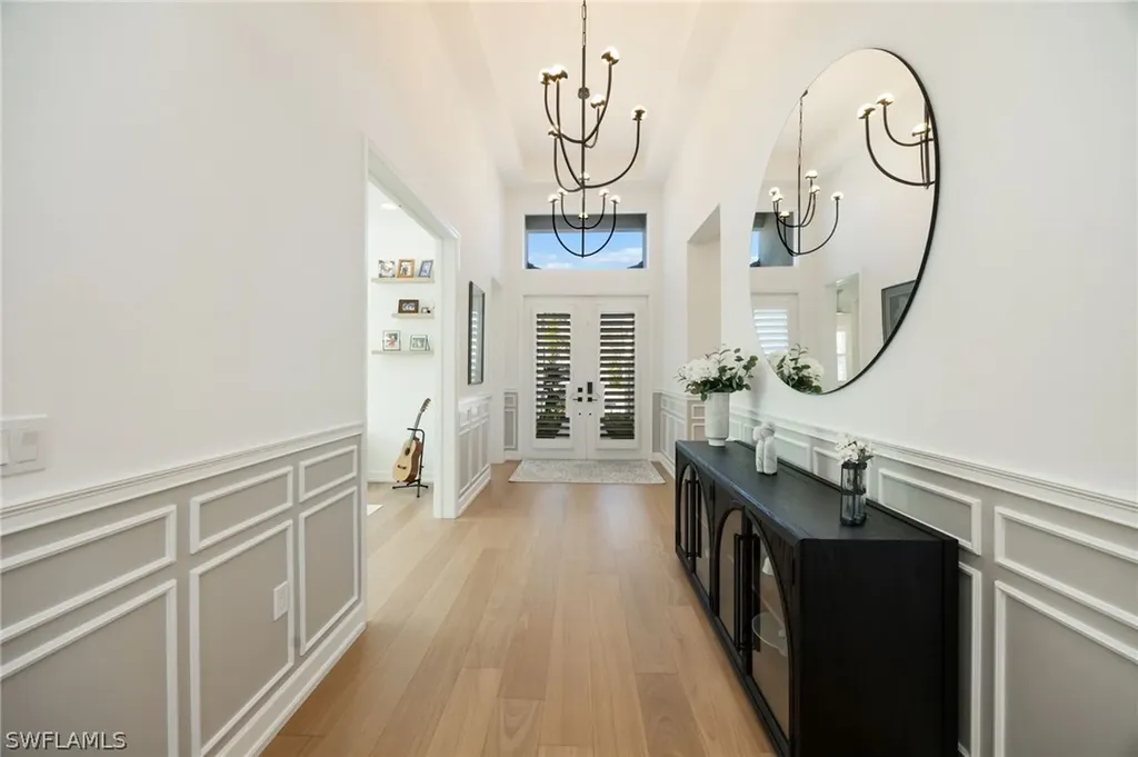 12128 Eucalyptus Way Naples FL 34120