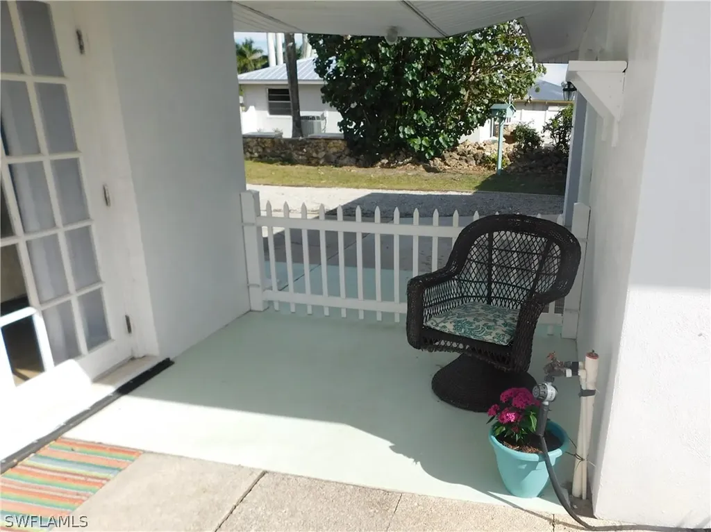 74 7th Street Bonita Springs FL 34134