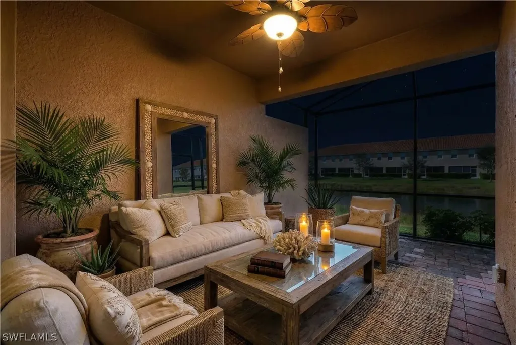 2567 Vine Avenue Naples FL 34120