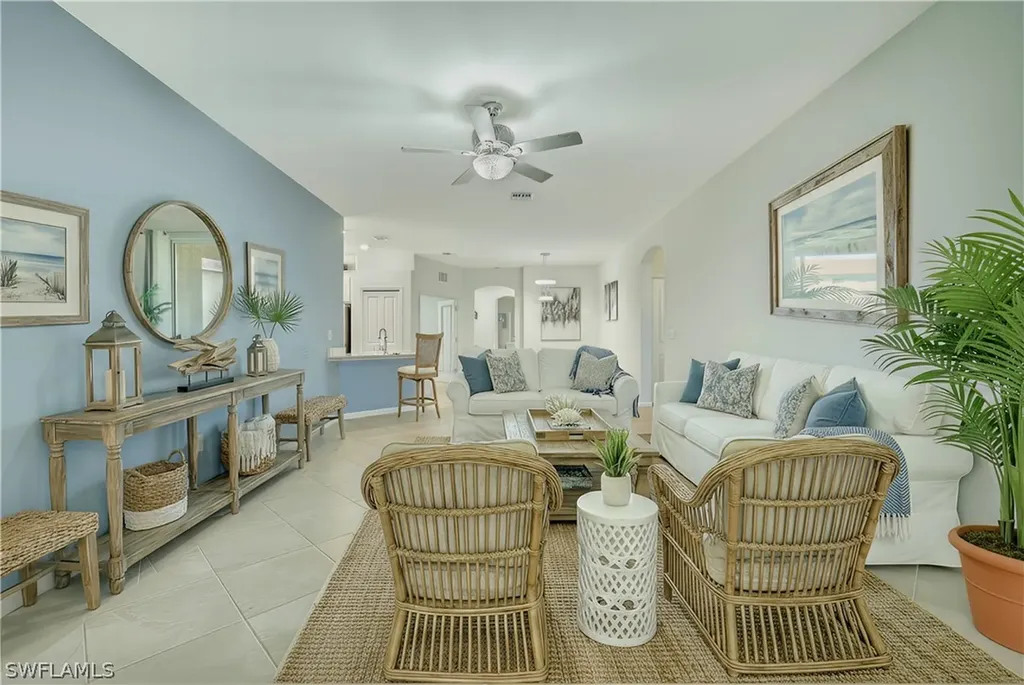 2567 Vine Avenue Naples FL 34120