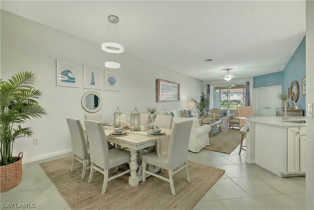 2567 Vine Avenue Naples FL 34120