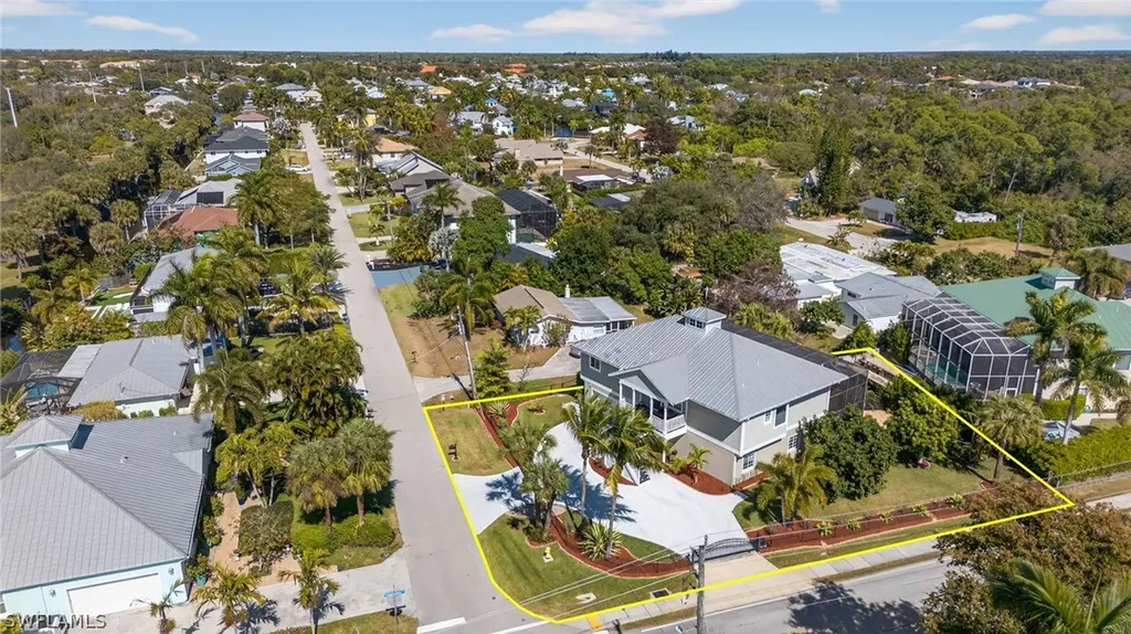 27310 Patrick Street Bonita Springs FL 34135