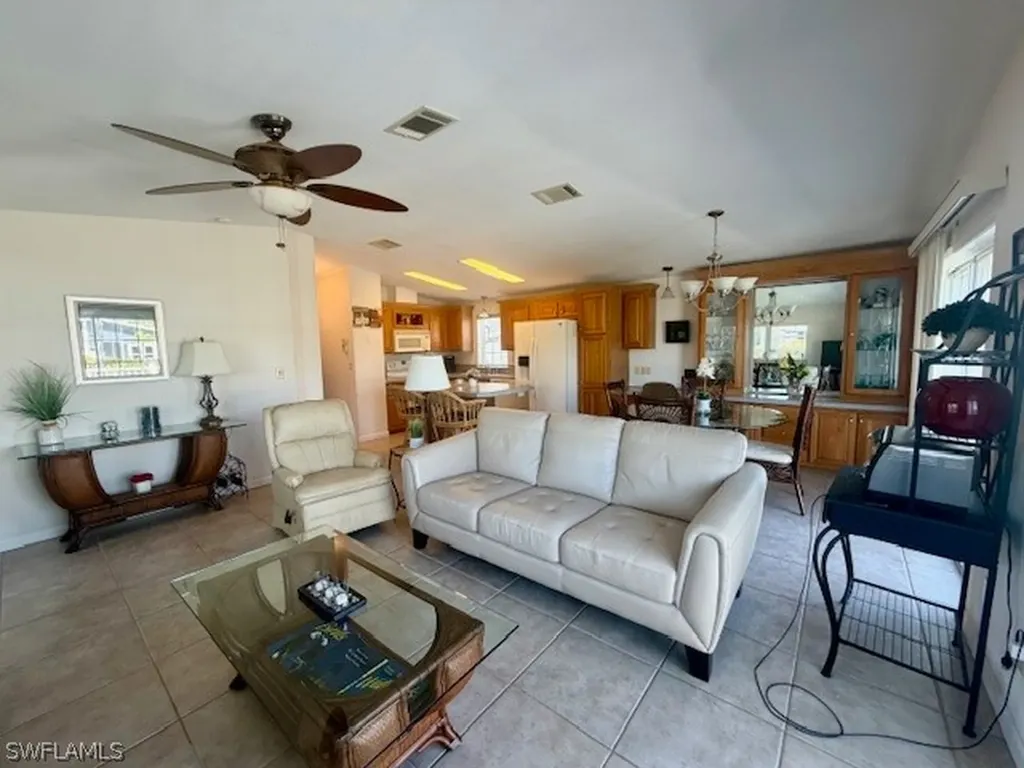 1671 Diamond Lake Circle Naples FL 34114