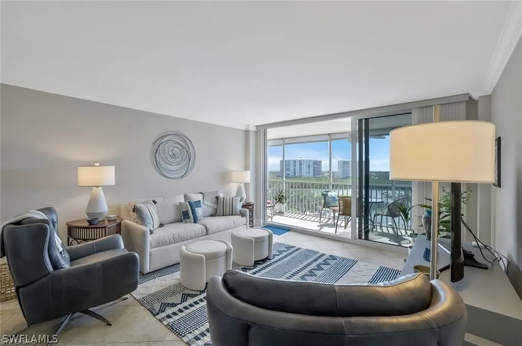 5 Bluebill Avenue Naples FL 34108
