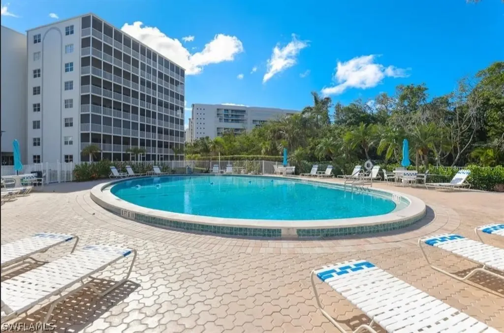 5 Bluebill Avenue Naples FL 34108