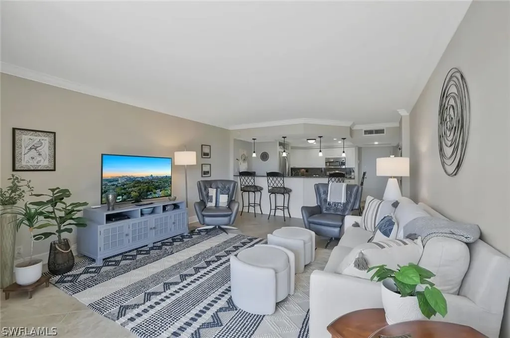 5 Bluebill Avenue Naples FL 34108