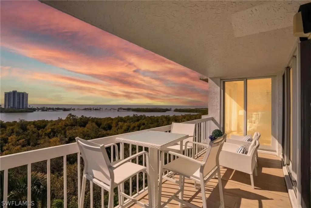 5501 Heron Point Drive Naples FL 34108