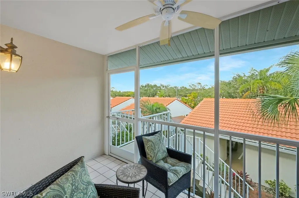 2305 Hidden Lake Drive Naples FL 34112