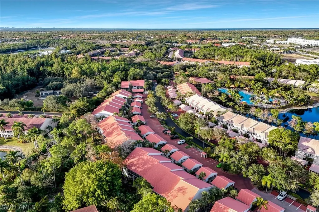 2305 Hidden Lake Drive Naples FL 34112