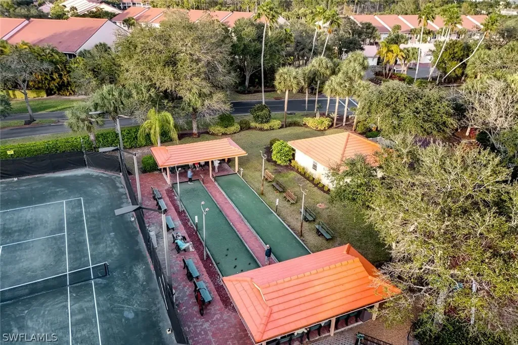2305 Hidden Lake Drive Naples FL 34112
