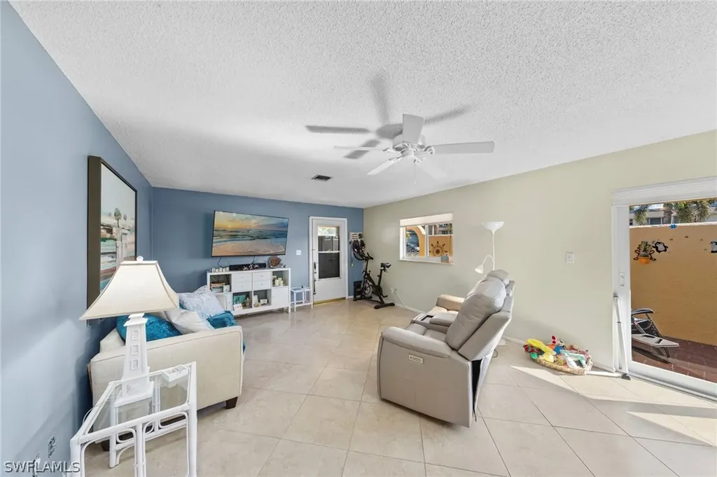 180 Harrison Road Naples FL 34112
