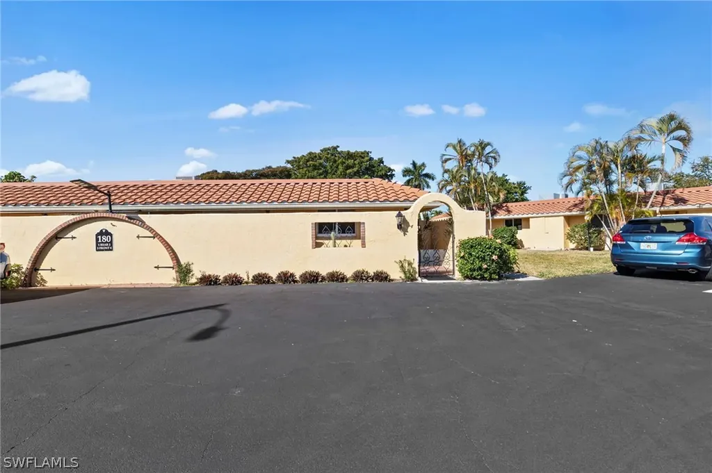180 Harrison Road Naples FL 34112