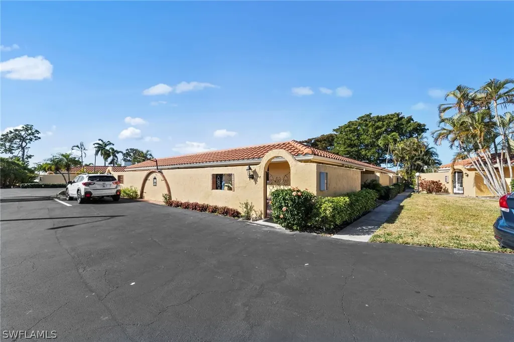 180 Harrison Road Naples FL 34112