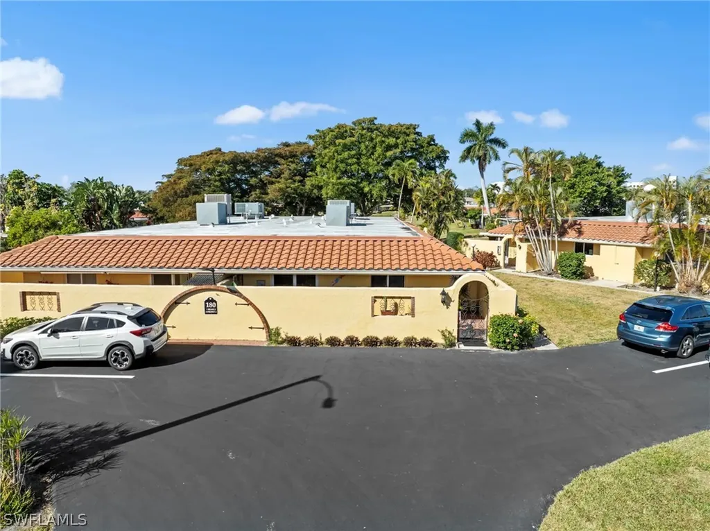 180 Harrison Road Naples FL 34112