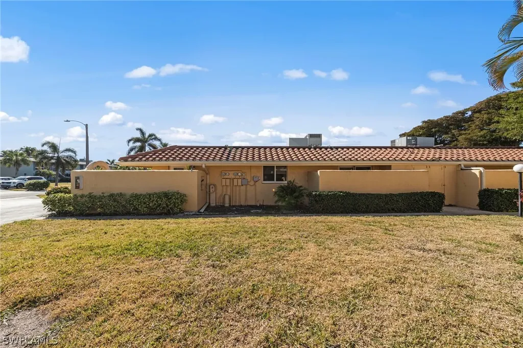 180 Harrison Road Naples FL 34112
