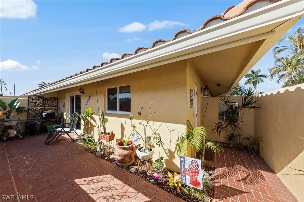 180 Harrison Road Naples FL 34112