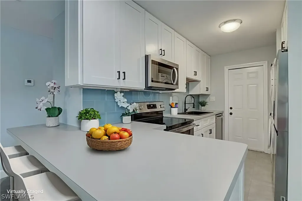 4518 W Alhambra Circle Naples FL 34103