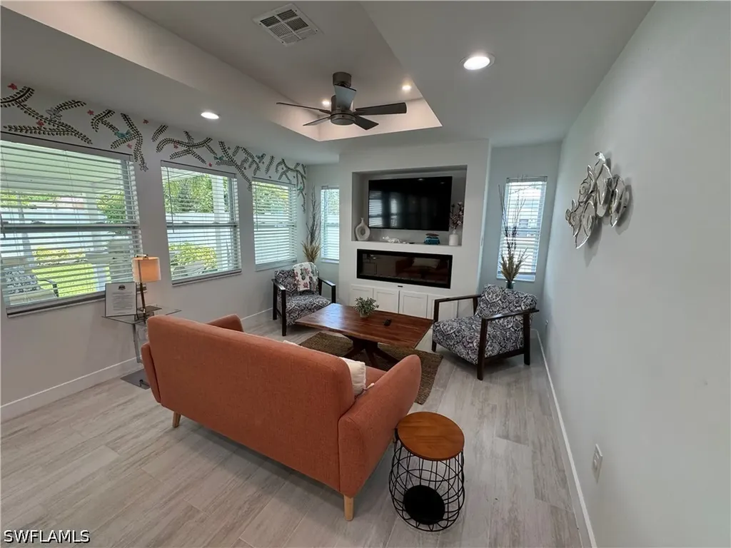 784 11th Street N Naples FL 34102