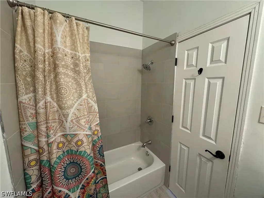 784 11th Street N Naples FL 34102
