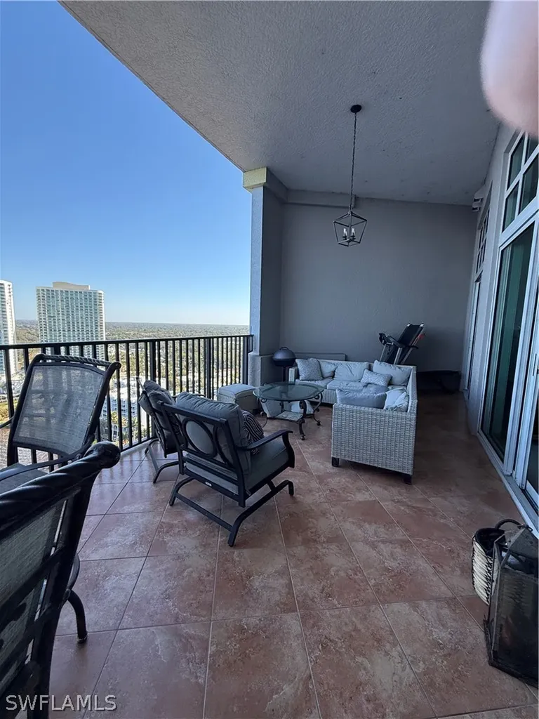 2797 First Street Fort Myers FL 33916