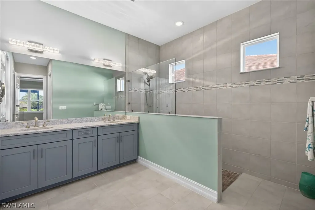 14748 Windward Lane Naples FL 34114