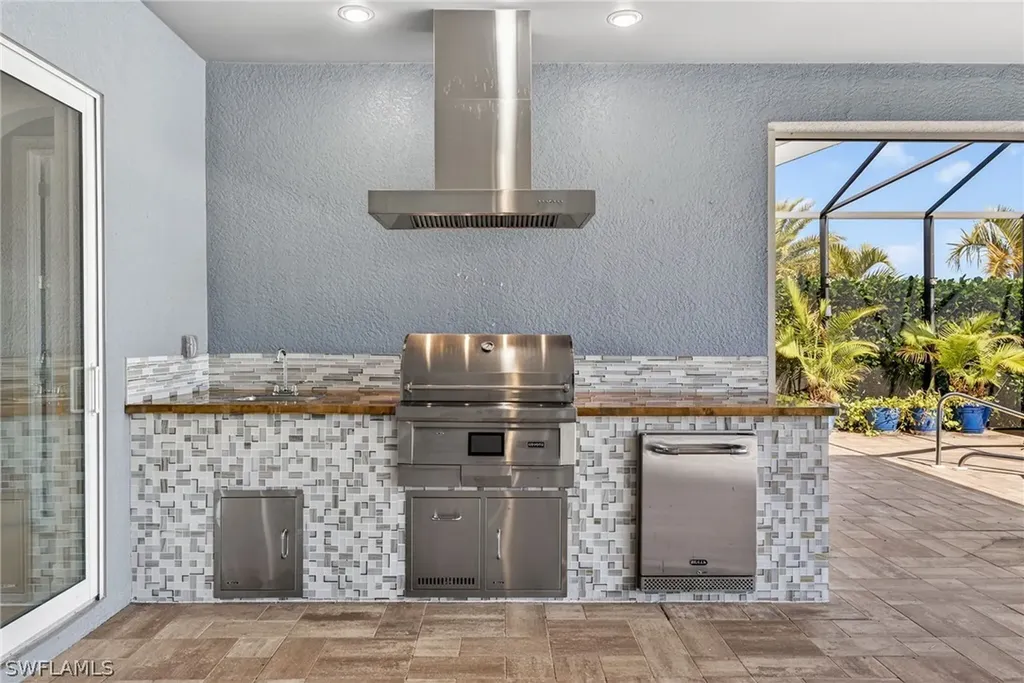 14748 Windward Lane Naples FL 34114