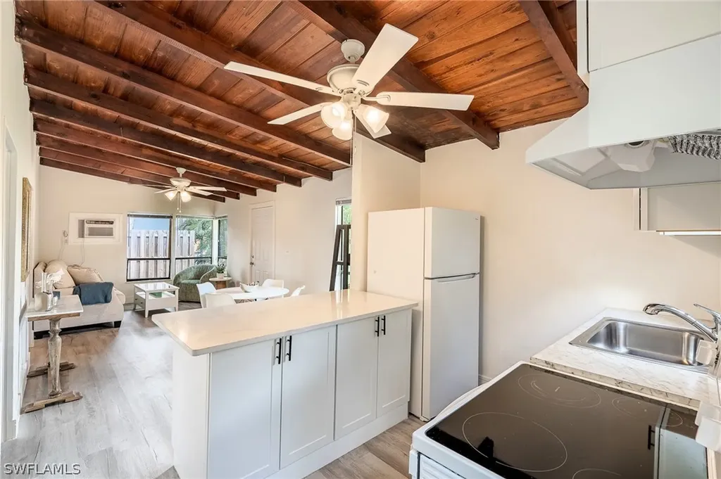 1139 Frank Whiteman Boulevard Naples FL 34103