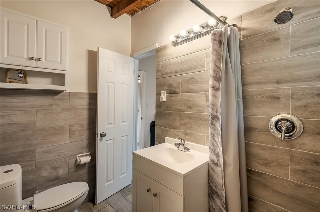 1139 Frank Whiteman Boulevard Naples FL 34103