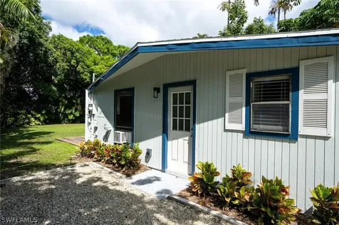 1139 Frank Whiteman Boulevard Naples FL 34103