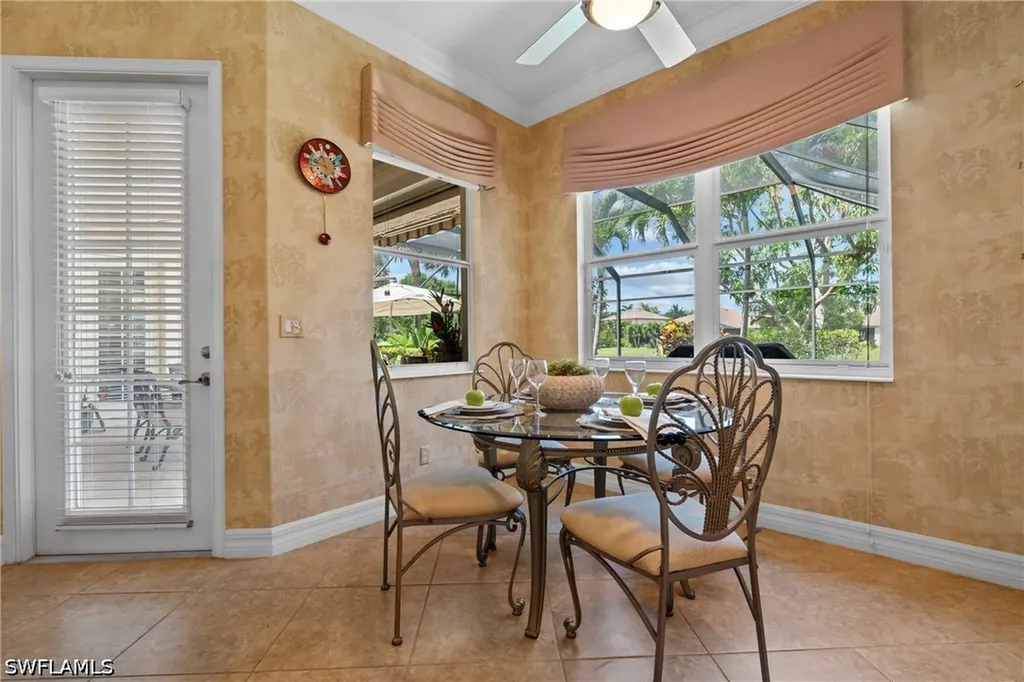 383 Cypress Way W Naples FL 34110